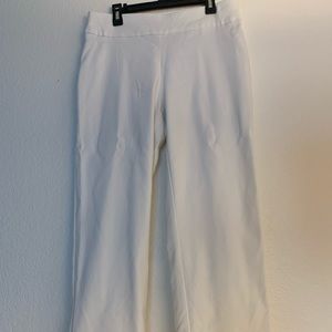 White 7th Avenue NY & Co. Trousers - size M